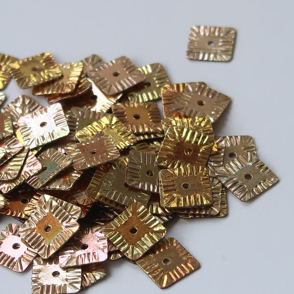 Square sequin