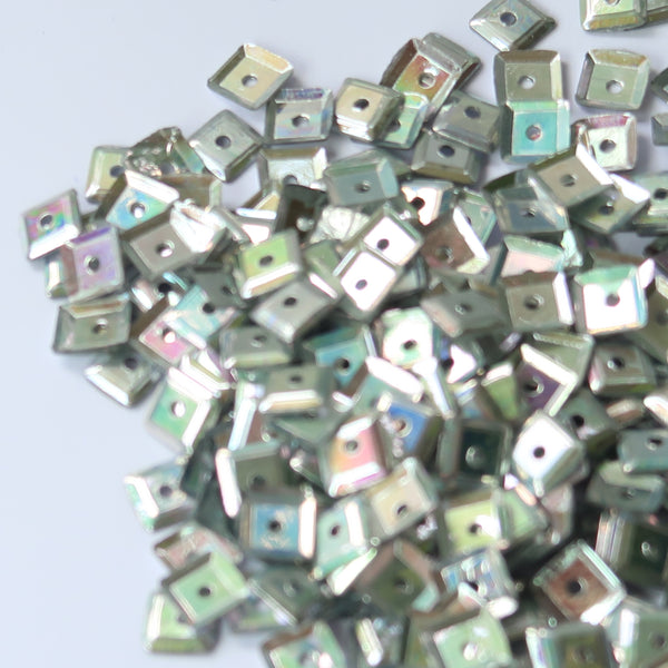 Square sequin