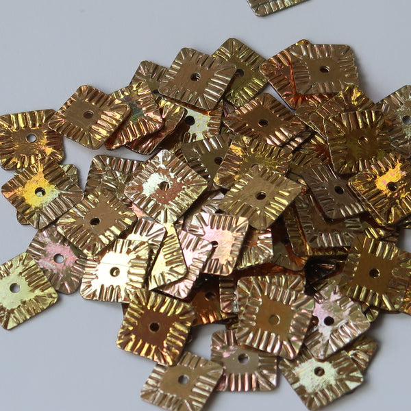Square sequin