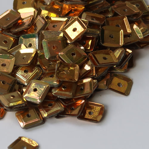 Square sequin