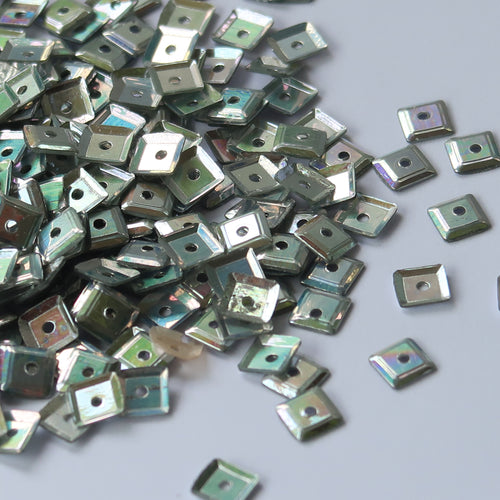 Square sequin