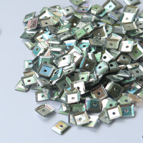 Square sequin