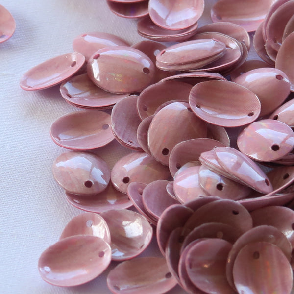 Oval sequin