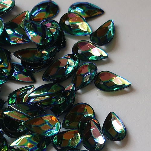 Teardrop sequin
