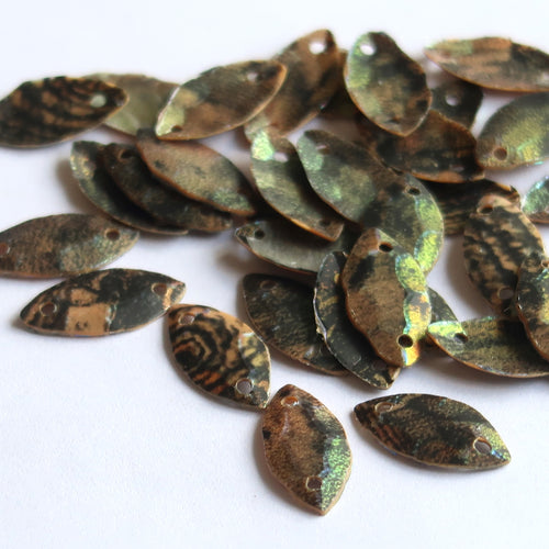 Leaf sequin