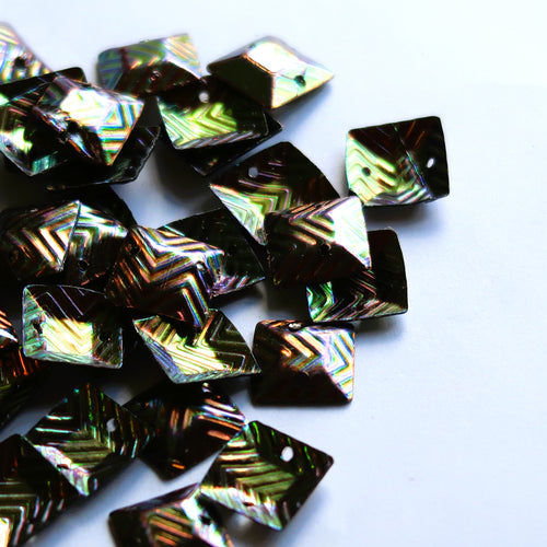 Square sequin