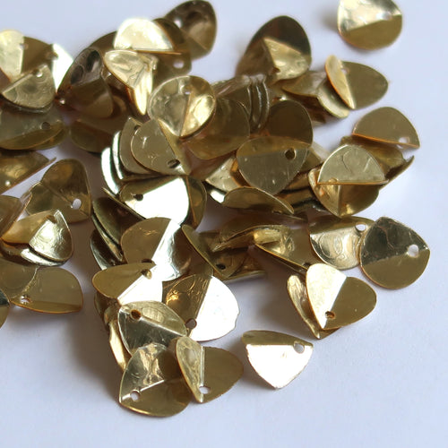 Leaf sequin